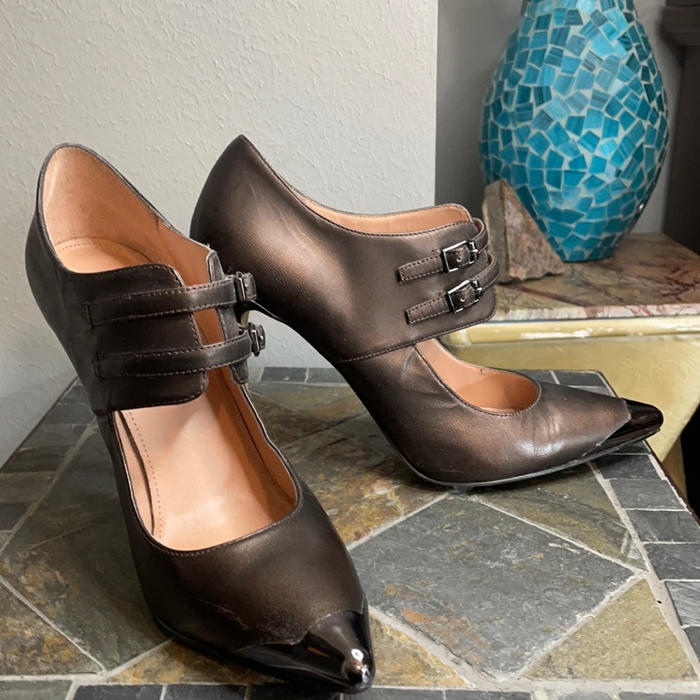 Enzo Angiolini Fraction brown heels with metal toe